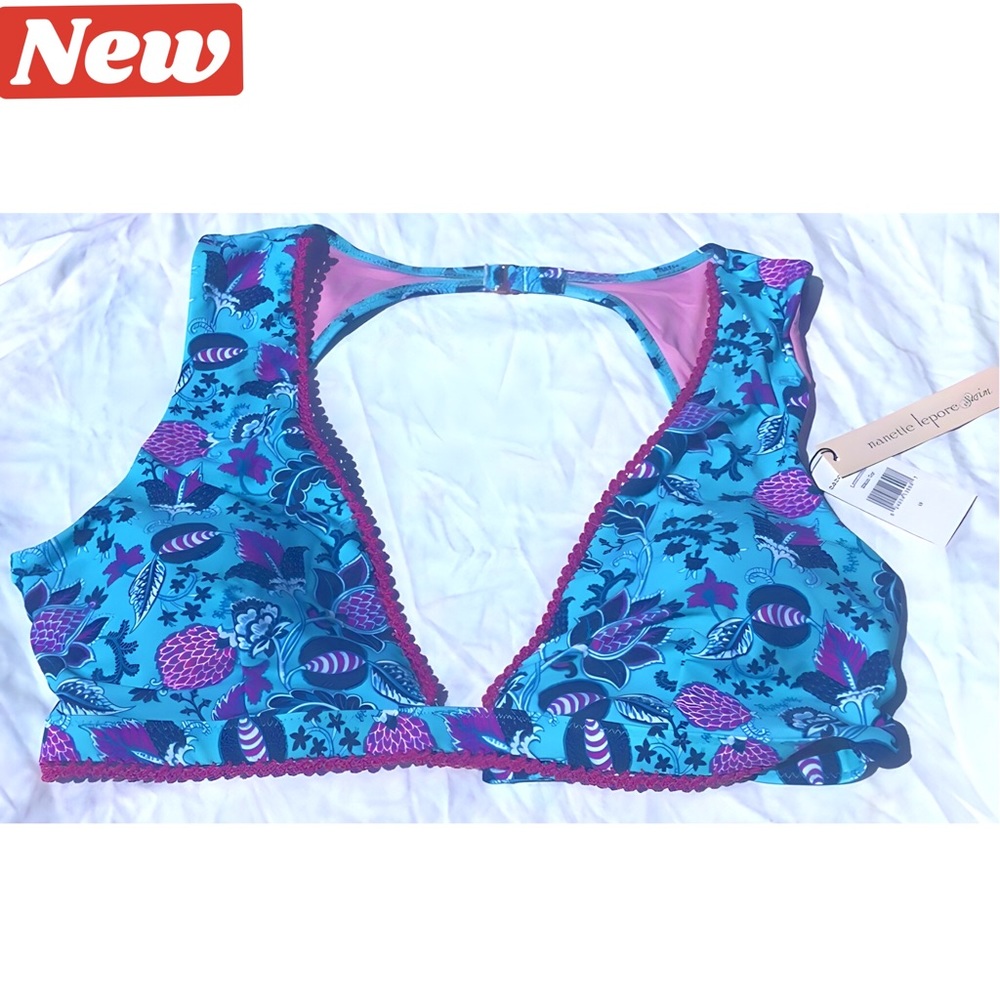 🆕 Nanette Lepore Alana Bikini Top size 6